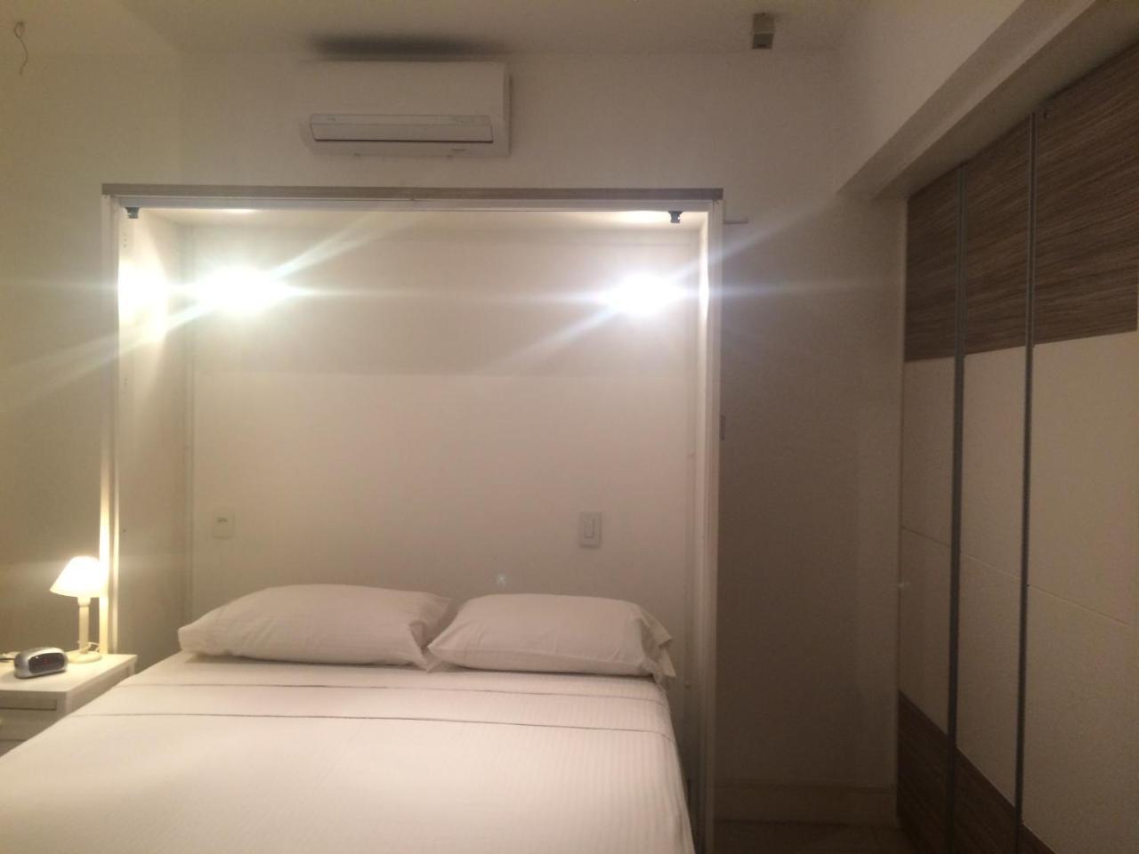 Floor With Balcony In Copacabana Apartamento
