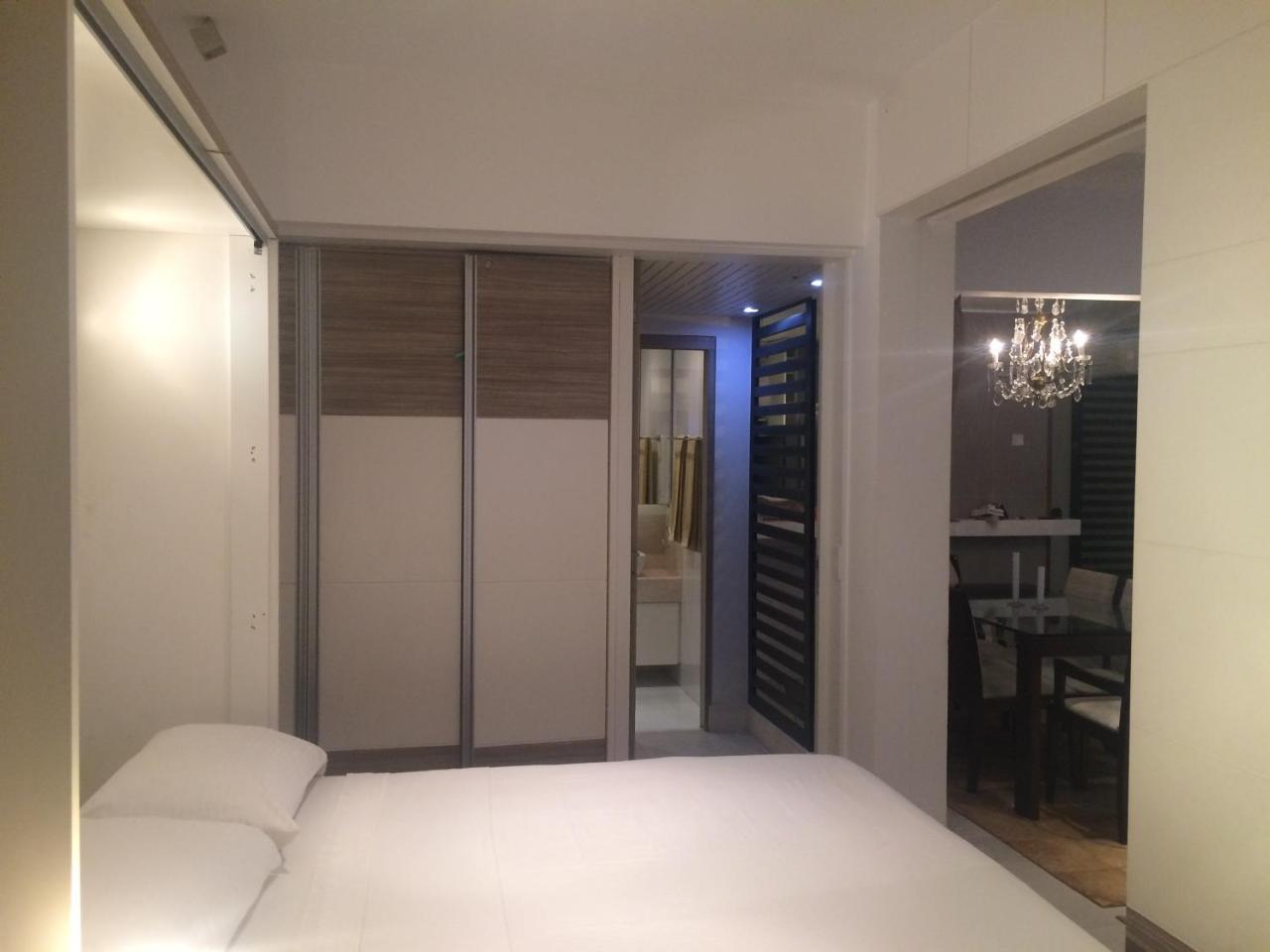 Floor With Balcony In Copacabana Apartamento *