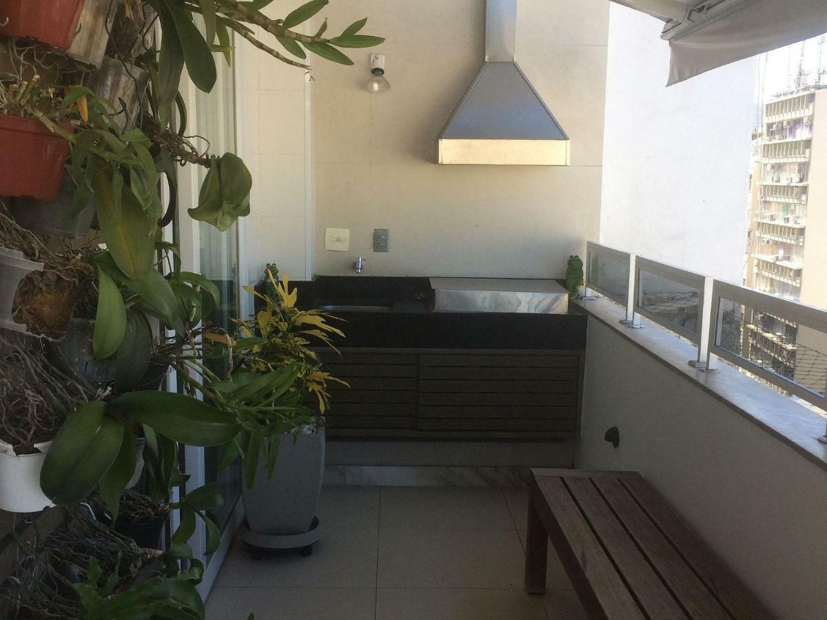 Floor With Balcony In Copacabana